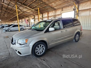 CHRYSLER TOWN & COUNTRY TOURING