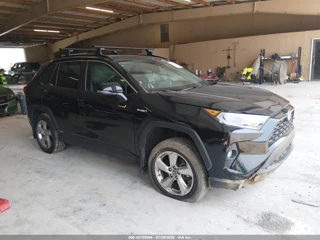 TOYOTA TOYOTA RAV4 HYBRID XLE PREMIUM