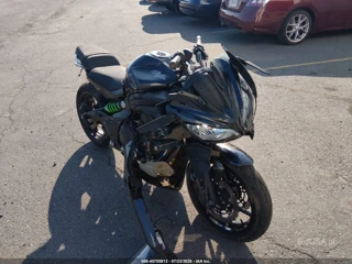 KAWASAKI KAWASAKI EX650 E