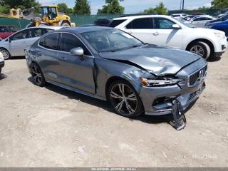 VOLVO VOLVO S60 RECHARGE PLUG-IN HYBRID T8 INSCRIPTION