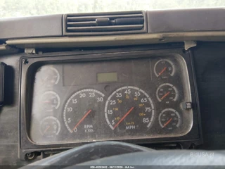 FREIGHTLINER FREIGHTLINER CONVENTIONAL COLUMBIA