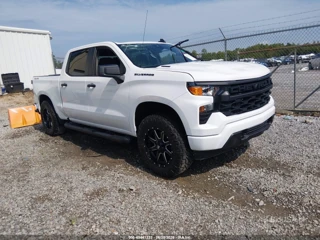 CHEVROLET CHEVROLET SILVERADO 1500 4WD  SHORT BED CUSTOM