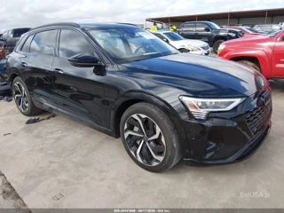 AUDI AUDI Q8 E-TRON PREMIUM PLUS QUATTRO