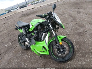 KAWASAKI KAWASAKI EX650 P
