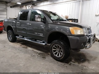NISSAN NISSAN TITAN LE