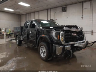 GMC SIERRA 2500HD 4WD  STANDARD BED PRO