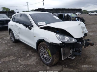 PORSCHE PORSCHE CAYENNE E-HYBRID S