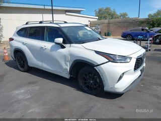 TOYOTA TOYOTA HIGHLANDER LIMITED
