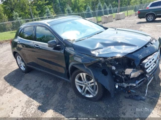 MERCEDES-BENZ MERCEDES-BENZ GLA 250 4MATIC