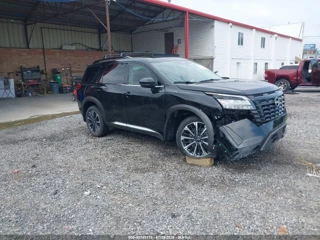 NISSAN NISSAN PATHFINDER PLATINUM