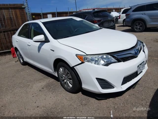 TOYOTA TOYOTA CAMRY HYBRID LE