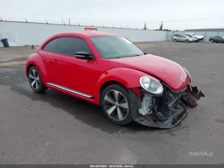 VOLKSWAGEN VOLKSWAGEN BEETLE 2.0T