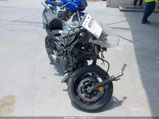 KAWASAKI KAWASAKI EX650 P