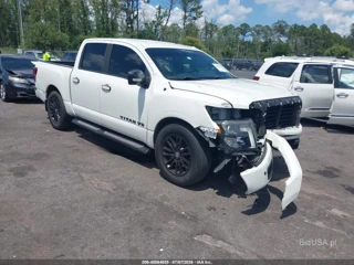 NISSAN NISSAN TITAN SV