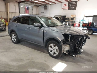 KIA KIA SORENTO LX