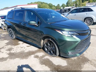 TOYOTA TOYOTA SIENNA WOODLAND EDITION