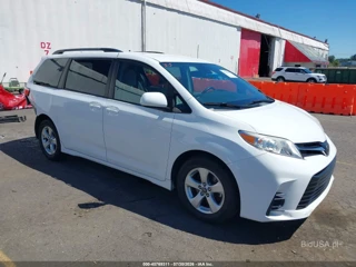 TOYOTA TOYOTA SIENNA LE 8 PASSENGER