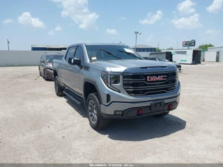 GMC SIERRA 1500 4WD  SHORT BOX AT4