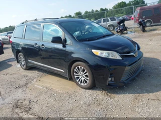 TOYOTA TOYOTA SIENNA XLE PREMIUM