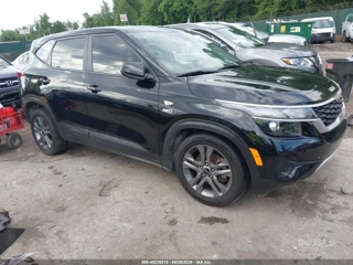 KIA KIA SELTOS LX