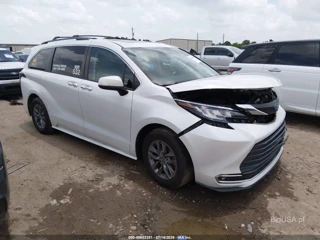 TOYOTA TOYOTA SIENNA XLE