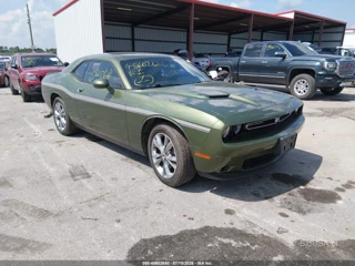 DODGE DODGE CHALLENGER SXT AWD