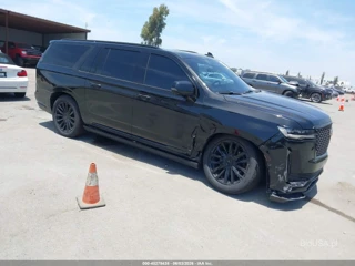 CADILLAC CADILLAC ESCALADE ESV 4WD PREMIUM LUXURY