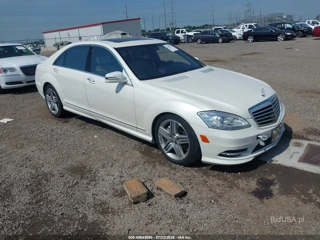 MERCEDES-BENZ MERCEDES-BENZ S 550