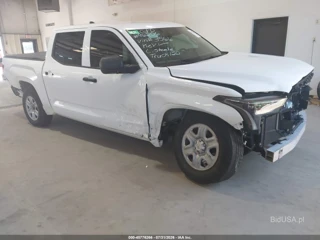 TOYOTA TOYOTA TUNDRA SR CREWMAX 5.5' BED