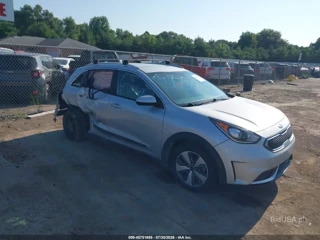 KIA KIA NIRO LX