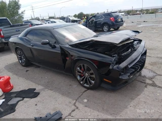 DODGE DODGE CHALLENGER SRT8