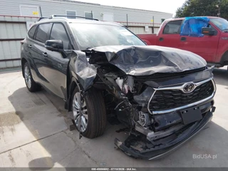 TOYOTA TOYOTA HIGHLANDER HYBRID PLATINUM