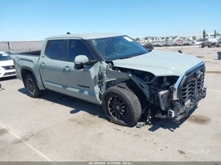 TOYOTA TOYOTA TUNDRA SR5 CREWMAX 5.5' BED