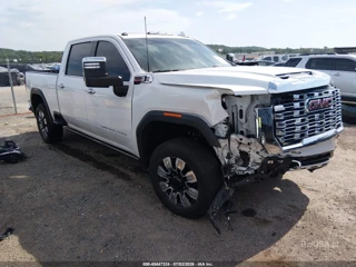 GMC SIERRA 2500HD 4WD  STANDARD BED DENALI