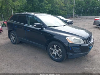 VOLVO VOLVO XC60 T6/T6 PLATINUM/T6 PREMIER PLUS/T6 R-DESIGN/T6 R-DESIGN PLATINUM/T6 R-DESIGN PREMIER PLUS
