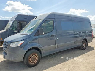 MERCEDES-BENZ SPRINTER 2500/3500