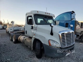 FREIGHTLINER CASCADIA 1