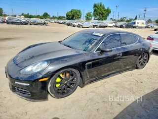 PORSCHE PANAMERA SE HYBRID