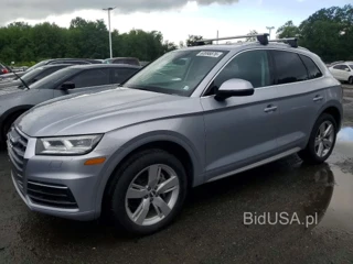 AUDI Q5 PREMIUM PLUS