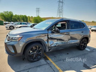 VOLKSWAGEN TAOS SE IQ DRIVE
