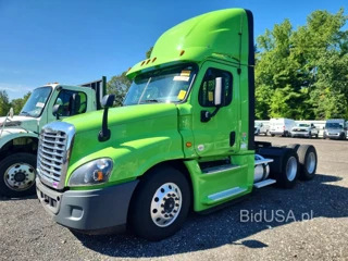 FREIGHTLINER CASCADIA 125
