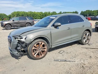 AUDI Q3 PREMIUM PLUS S-LINE