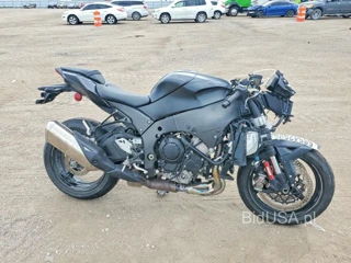 KAWASAKI ZX1002 M