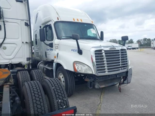 FREIGHTLINER FREIGHTLINER CASCADIA 125