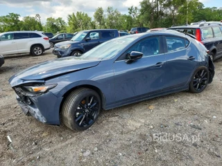 MAZDA 3 PREFERRED