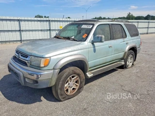 TOYOTA 4RUNNER