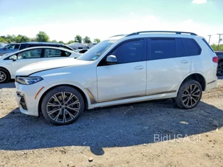 BMW X7 M50I