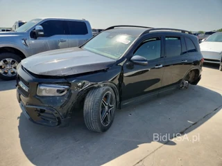 MERCEDES-BENZ GLB 250