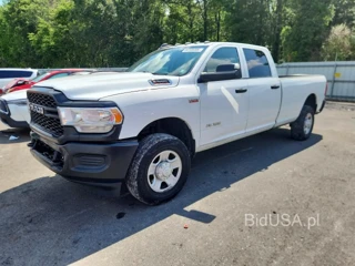 RAM 2500 TRADESMAN