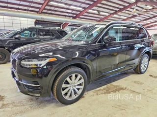 VOLVO XC90 T5 MOMENTUM